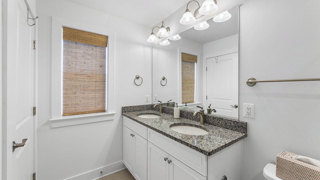 Photo of Bathroom in Fenwick Island