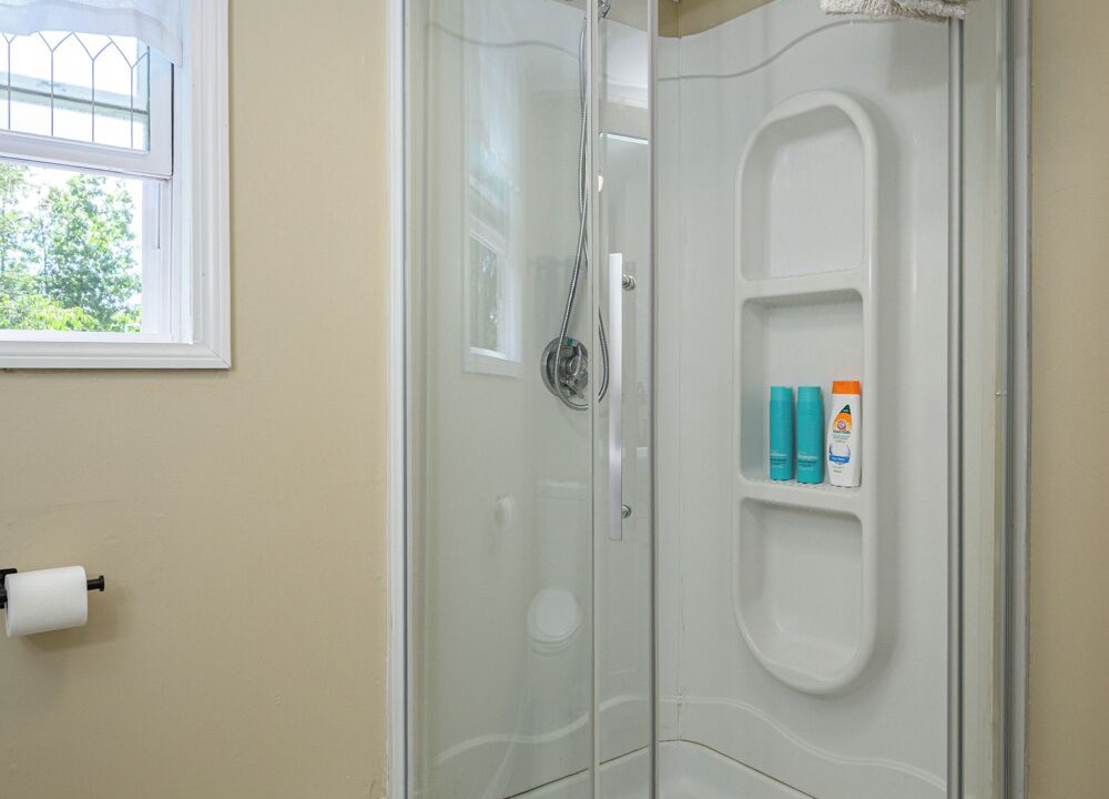 Photo of Bathroom in West Hill Lake