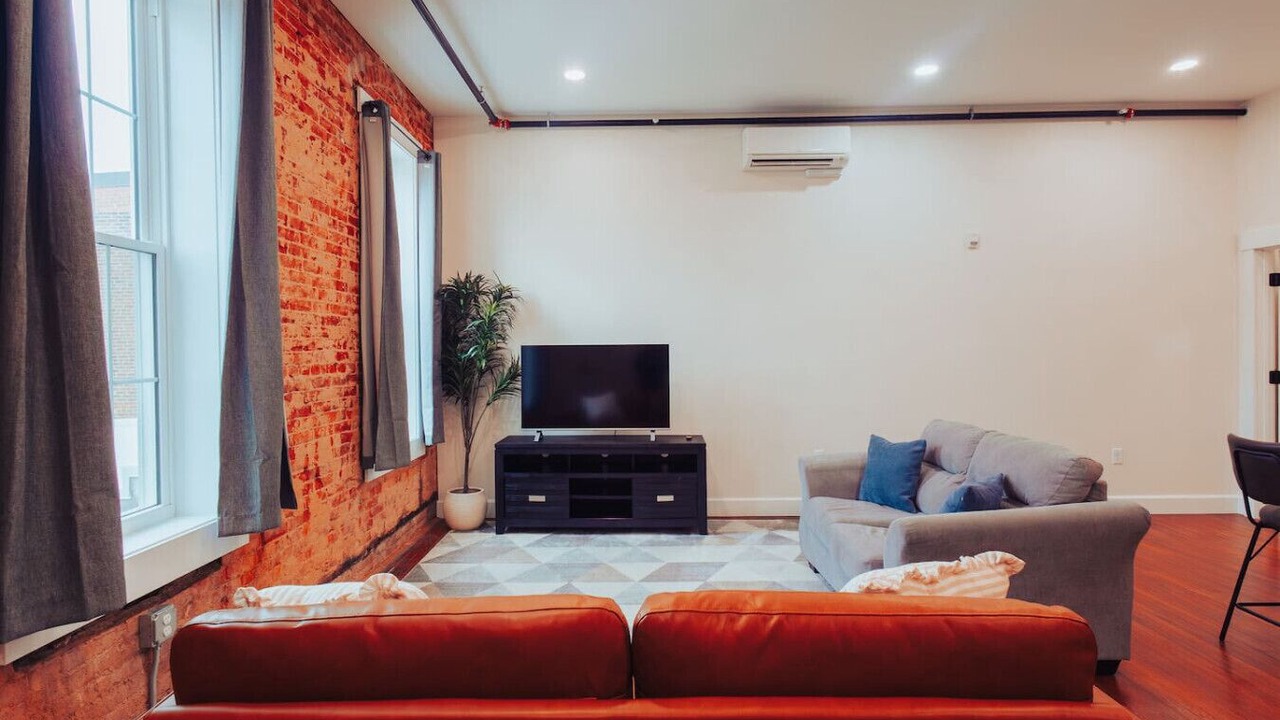 Photo of Livingroom in Millersburg