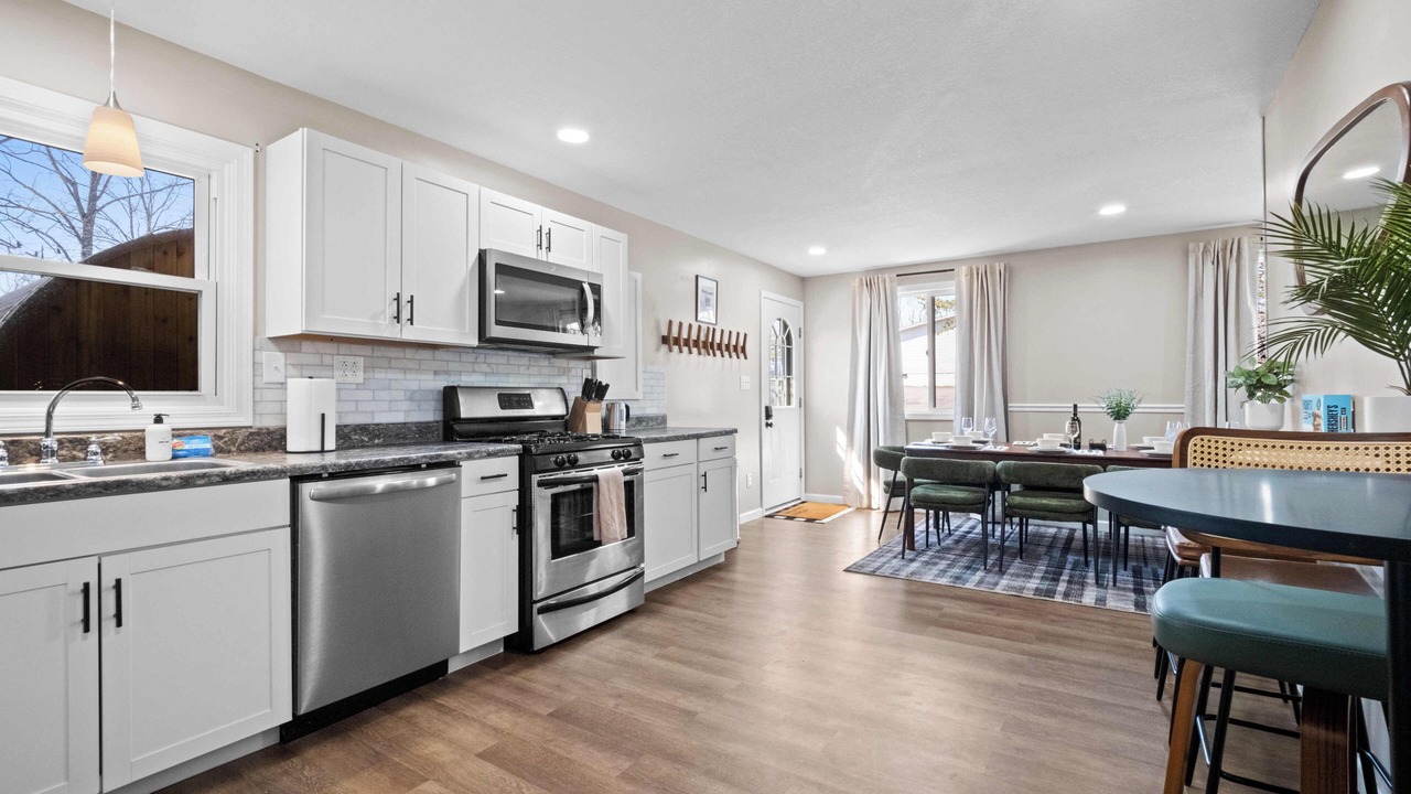 Photo of Kitchen in Redstar
