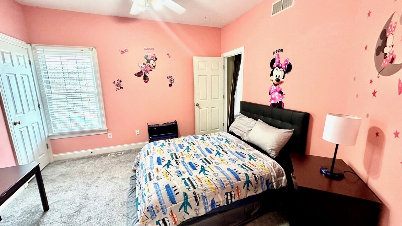 Photo of Bedroom in Hudson