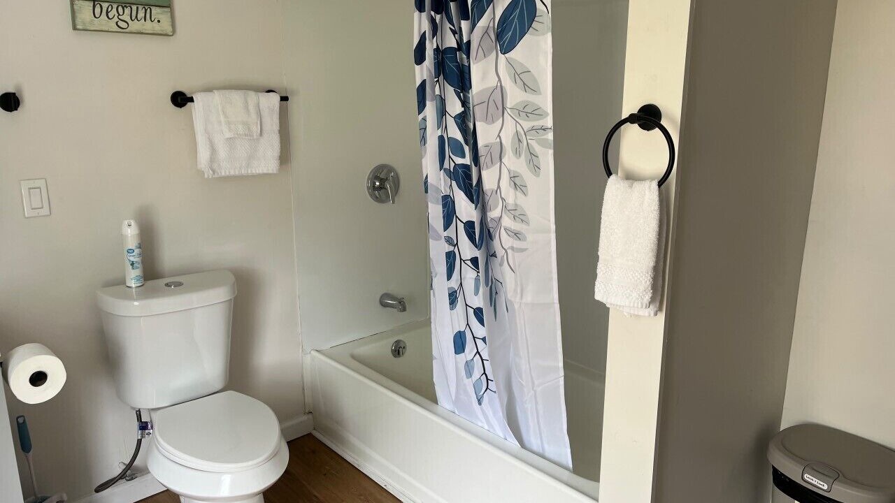 Photo of Bathroom in Oakwood Village