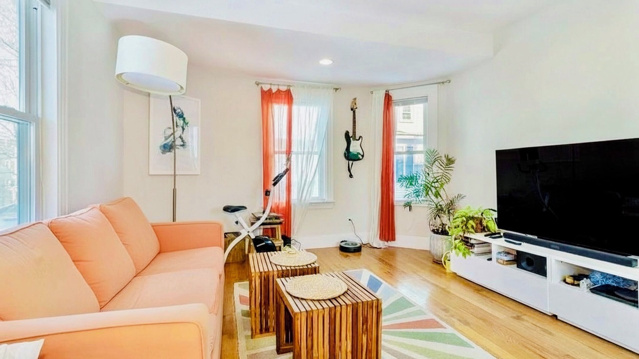 Photo of Livingroom in Jamaica Plain