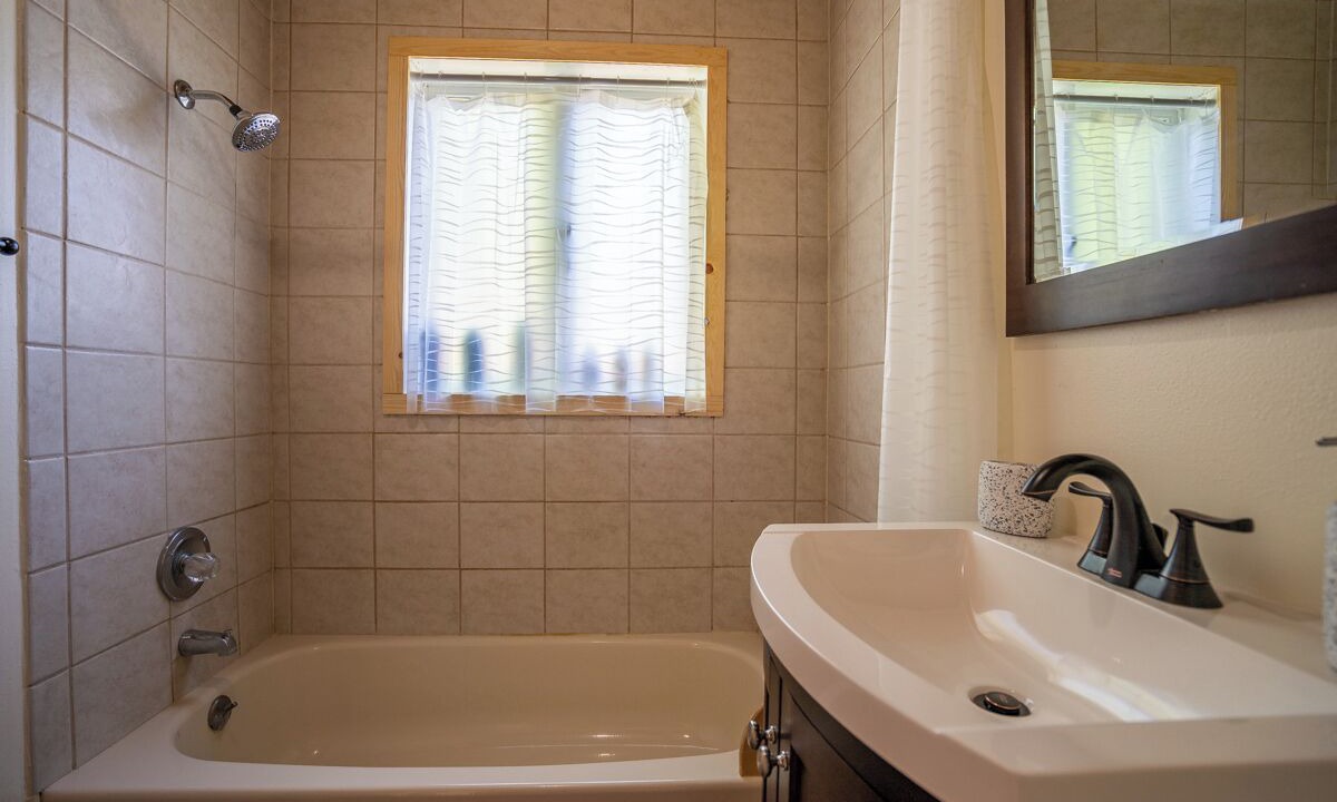 Photo of Bathroom in Lazy Mountain