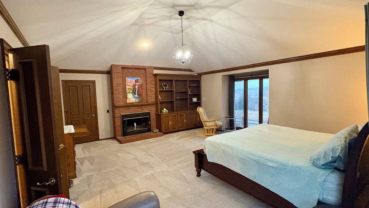 Photo of Bedroom in Shawnee