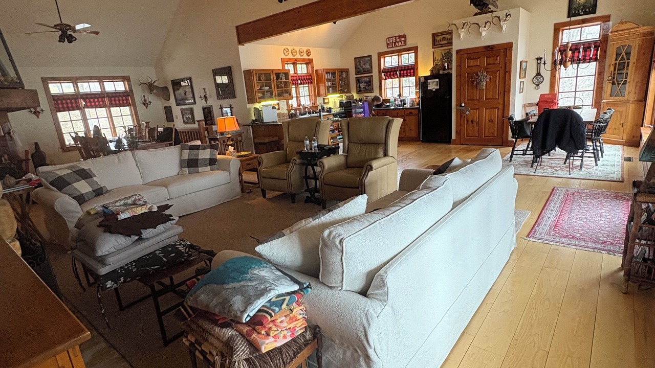 Photo of Livingroom in Eddyville