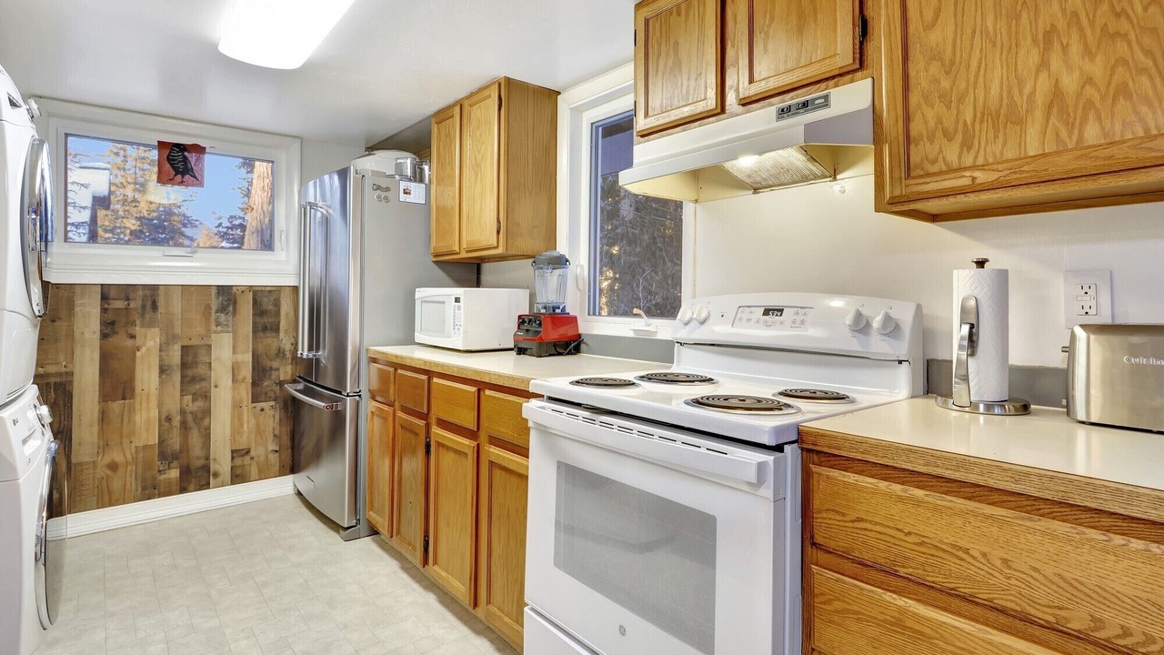 Photo of Kitchen in Alyeska