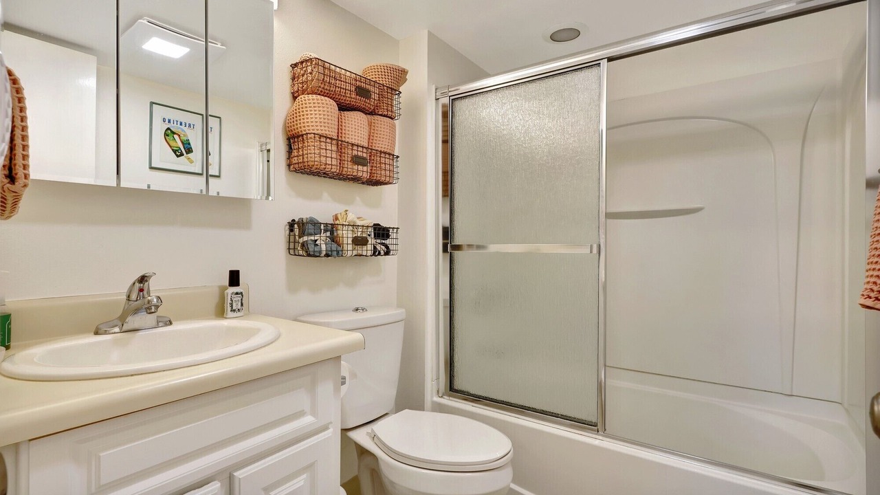 Photo of Bathroom in Alyeska