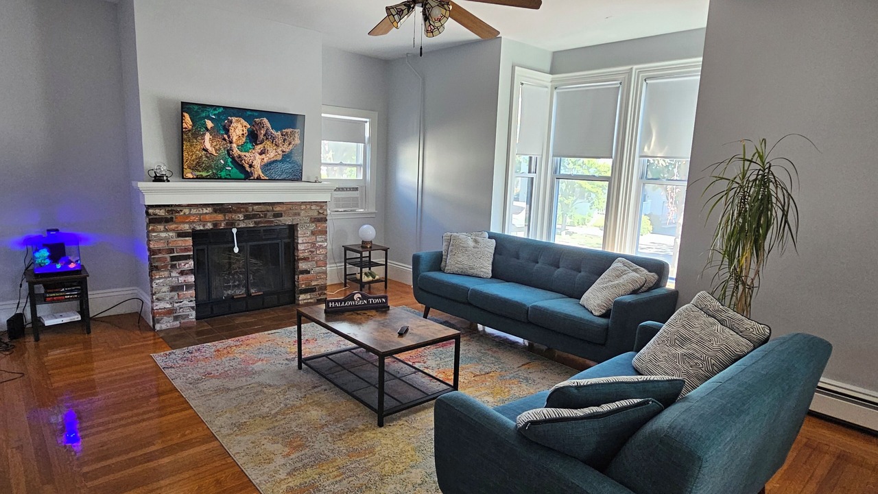 Photo of Livingroom in Salem