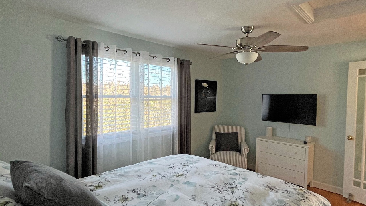 Photo of Bedroom in Old Saybrook Center