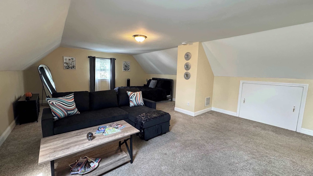 Photo of Livingroom in Salem