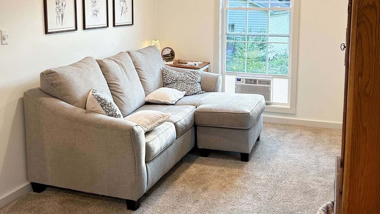 Photo of Livingroom in Mifflin