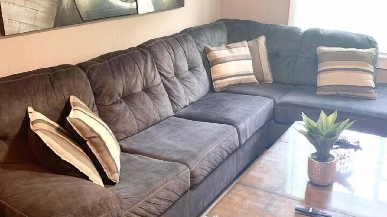 Photo of Livingroom in Uniontown