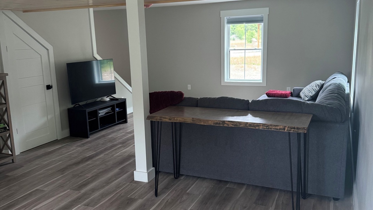 Photo of Livingroom in Wyman