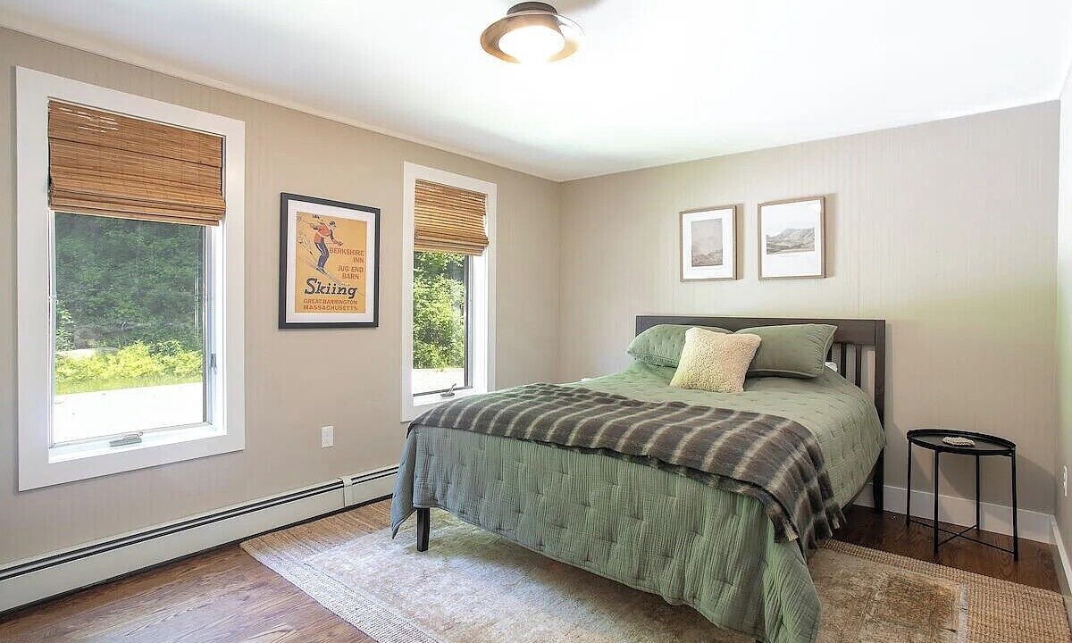 Photo of Bedroom in Ashley Falls