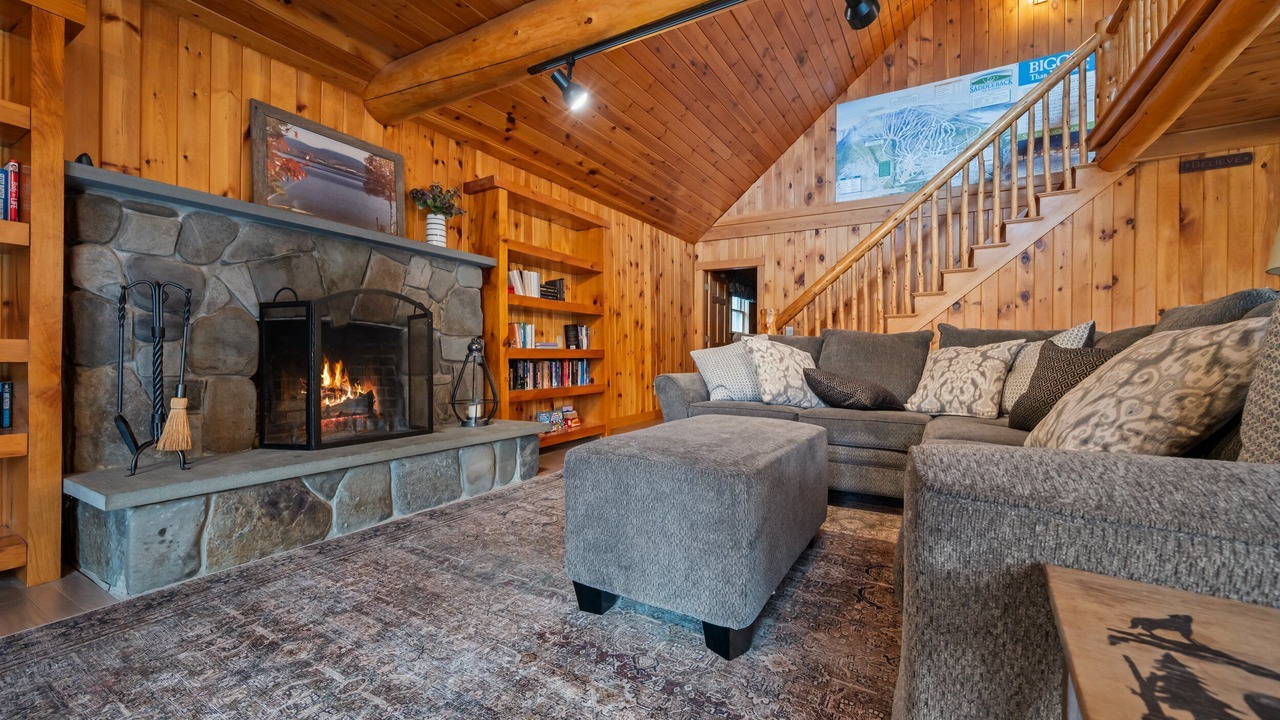 Photo of Livingroom in Rangeley