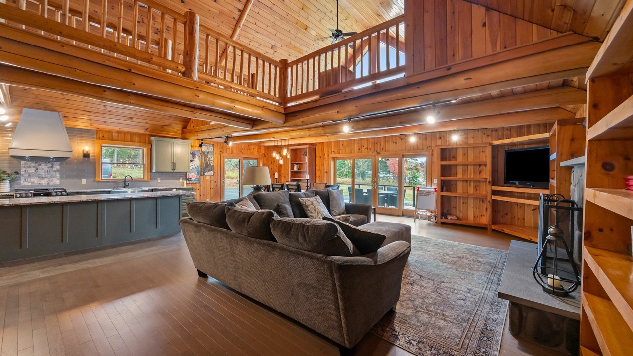 Photo of Livingroom in Rangeley