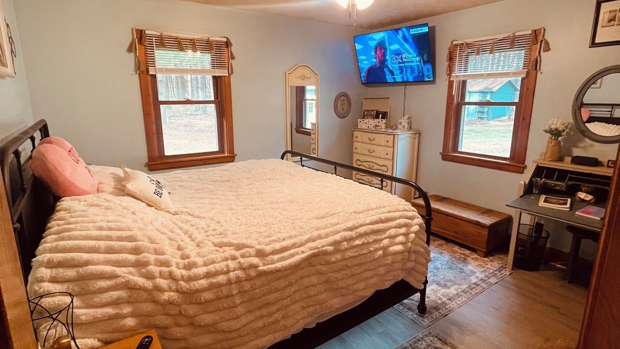 Photo of Bedroom in Ashland