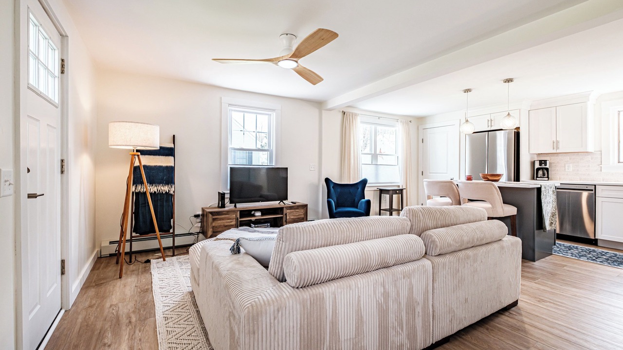 Photo of Livingroom in South Portland