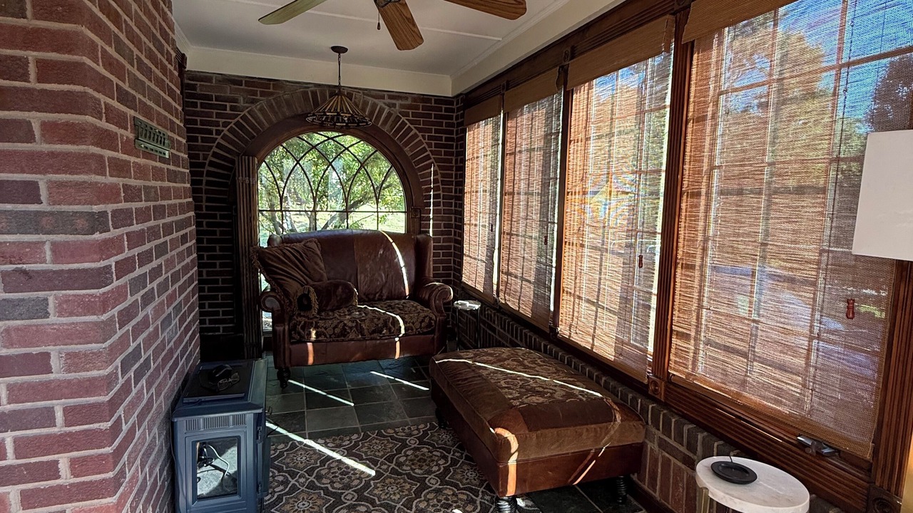Photo of Livingroom in Westwood Hills
