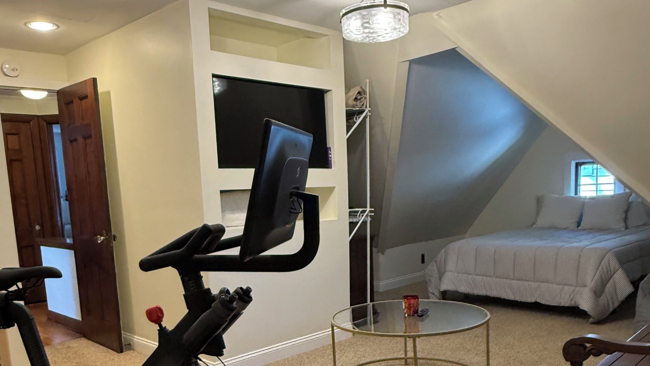 Photo of Bedroom in Westwood Hills