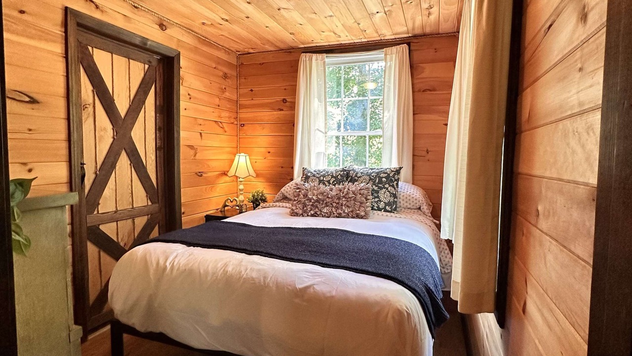 Photo of Bedroom in Stoneham