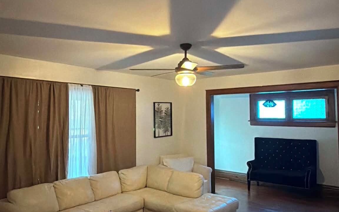 Photo of Livingroom in Franklin Park