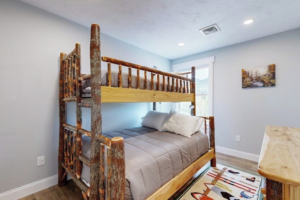 Photo of Bedroom in Intervale