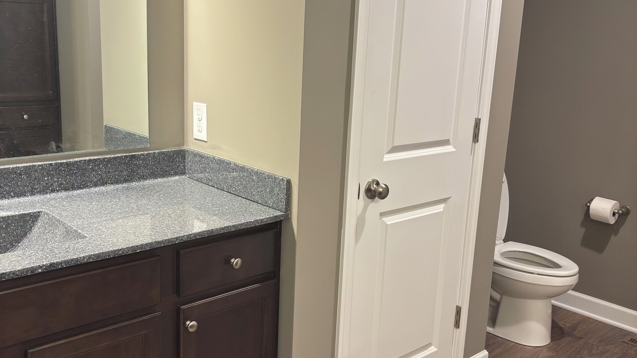 Photo of Bathroom in Moundsville