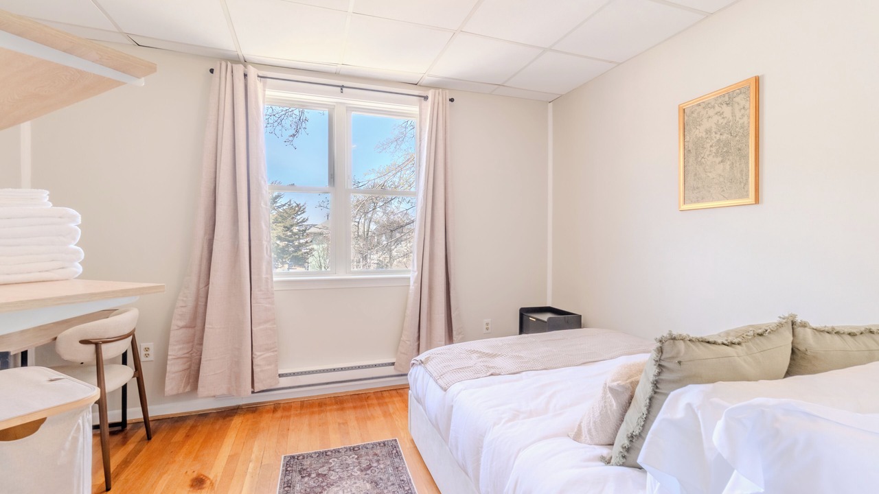 Photo of Bedroom in Somerville