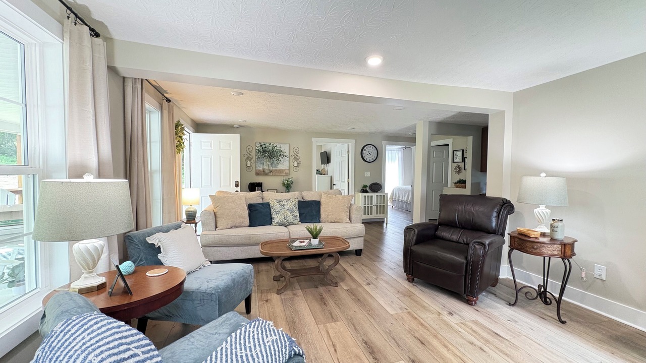 Photo of Livingroom in Bowling Green