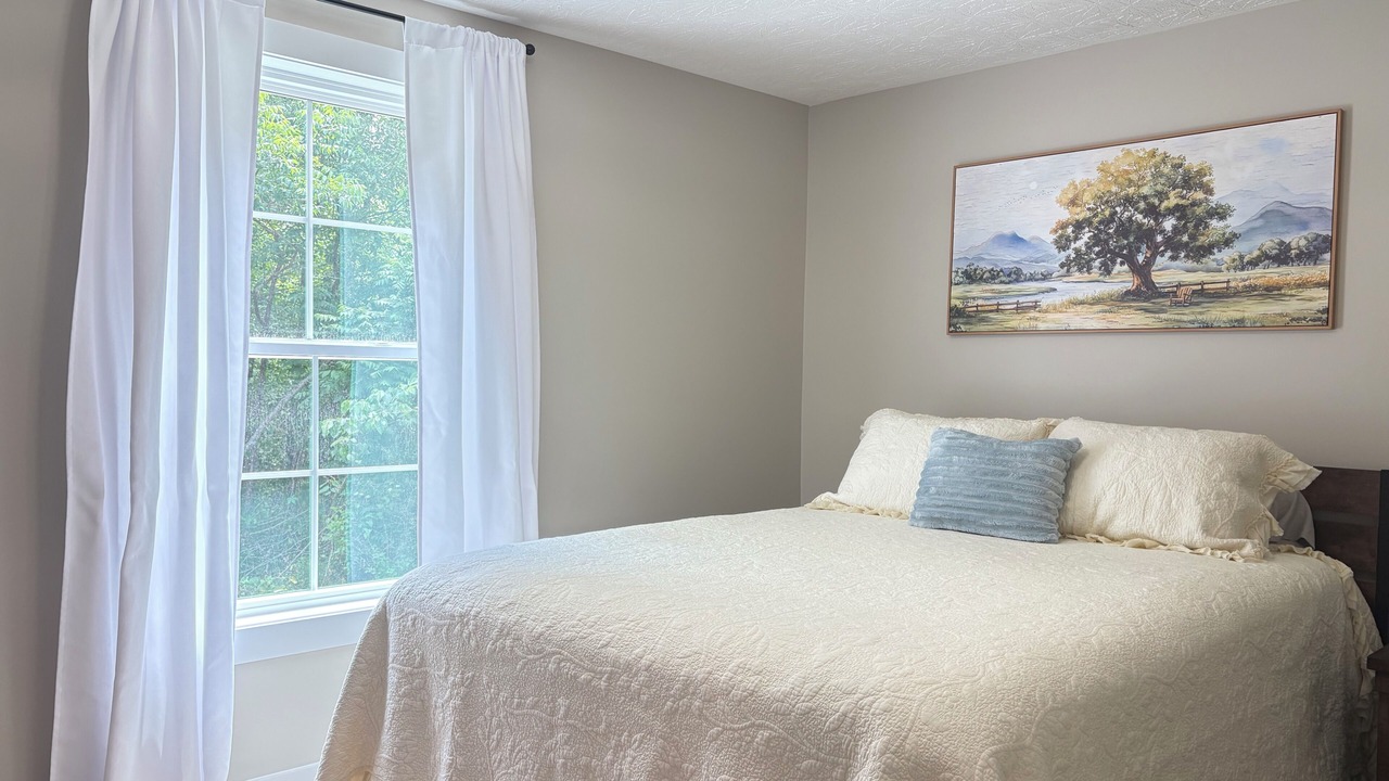 Photo of Bedroom in Bowling Green