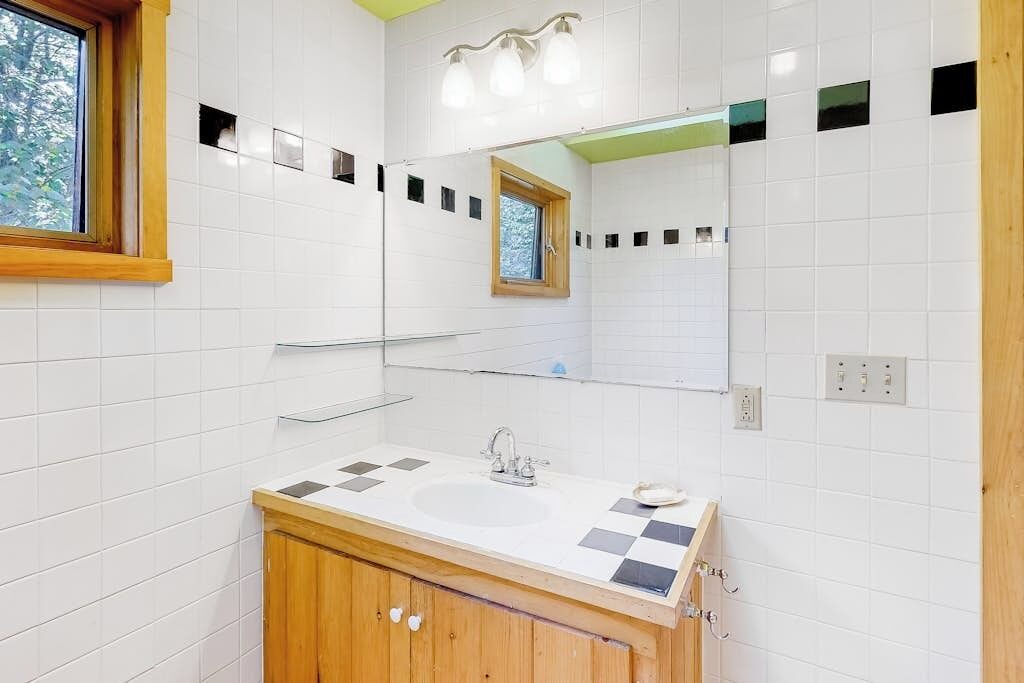 Photo of Bathroom in Northeast Somerset