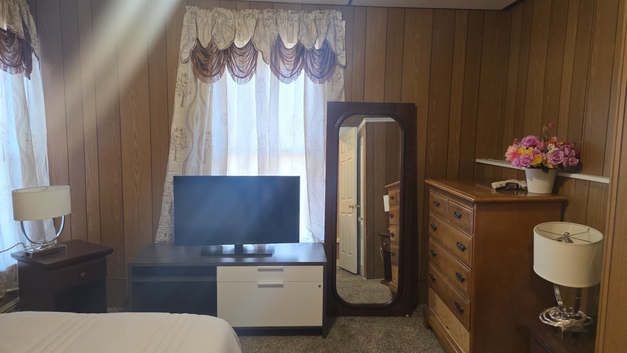 Photo of Bedroom in Downtown