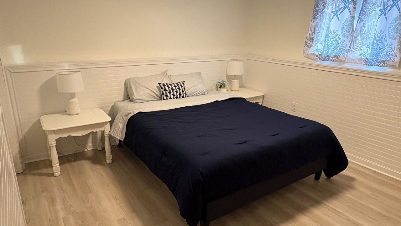 Photo of Bedroom in Silver Beach
