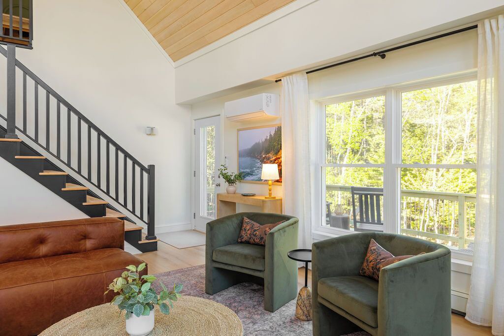 Photo of Livingroom in Tremont