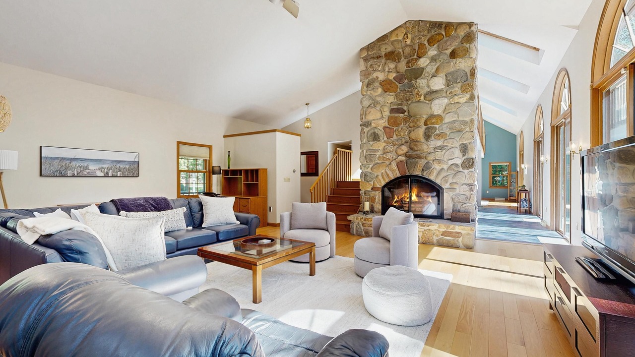 Photo of Livingroom in South Casco