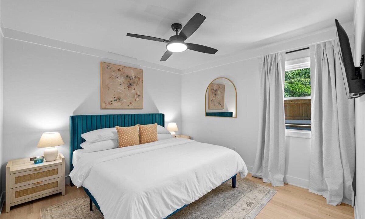 Photo of Bedroom in Prairie Village