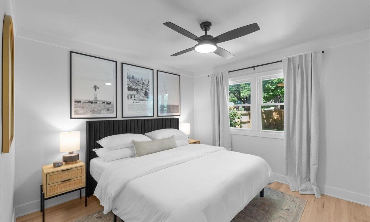 Photo of Bedroom in Prairie Village
