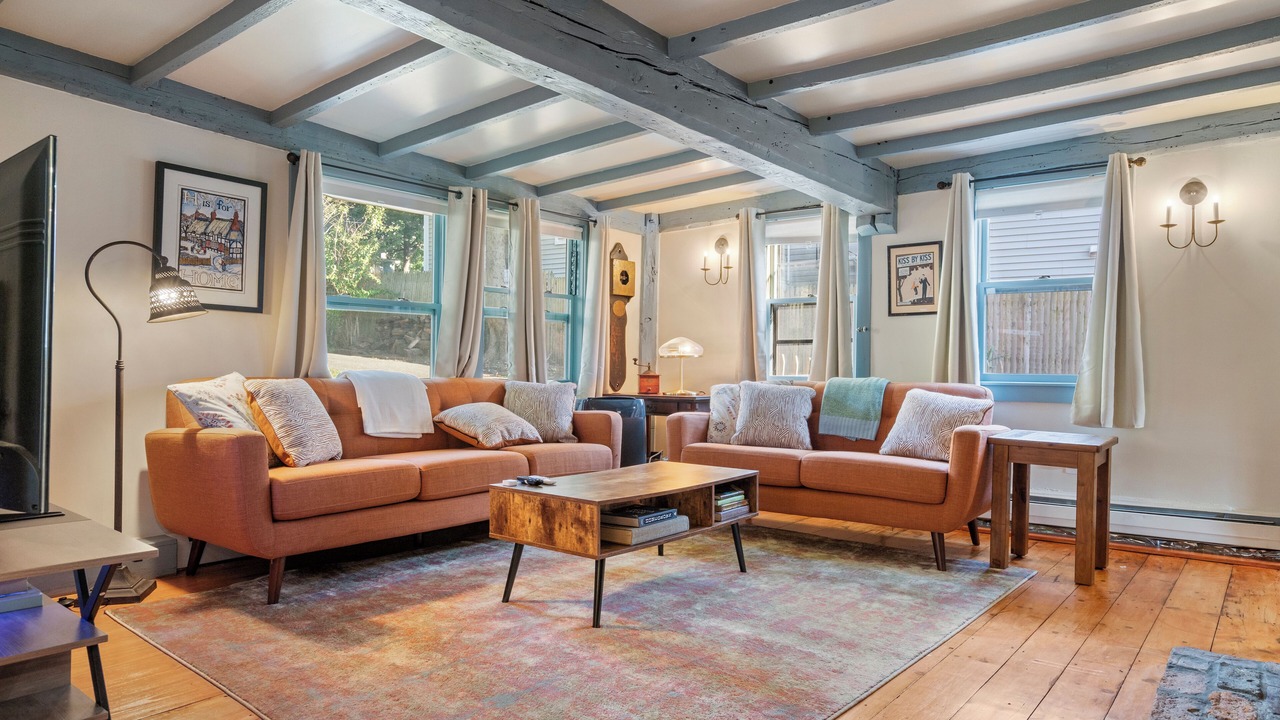 Photo of Bedroom in Beverly