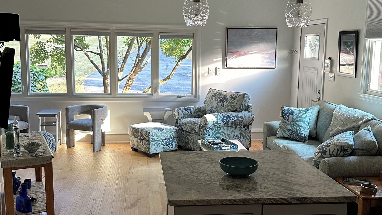 Photo of Livingroom in Redstar