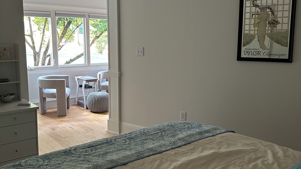 Photo of Bedroom in Redstar