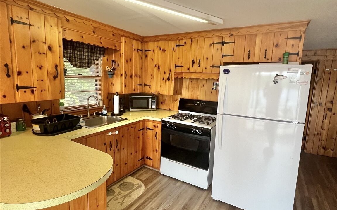Photo of Kitchen in Sebago