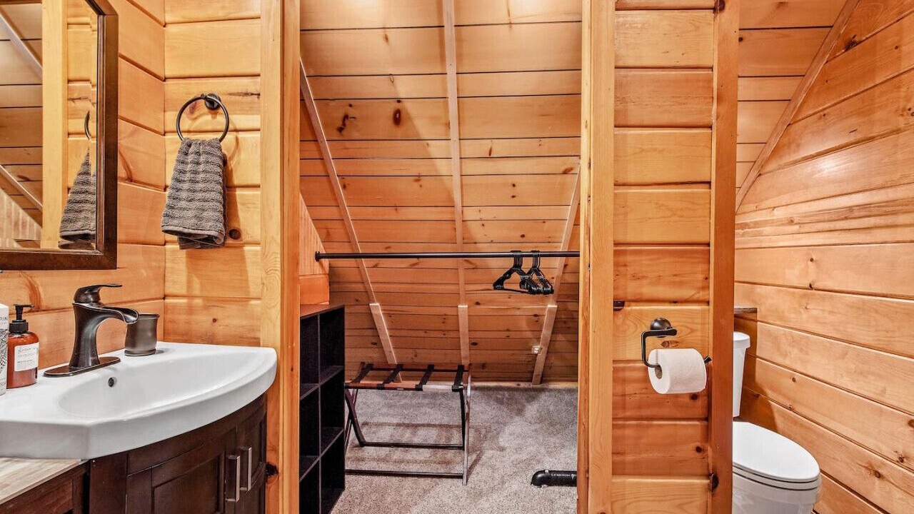 Photo of Bathroom in Gateway