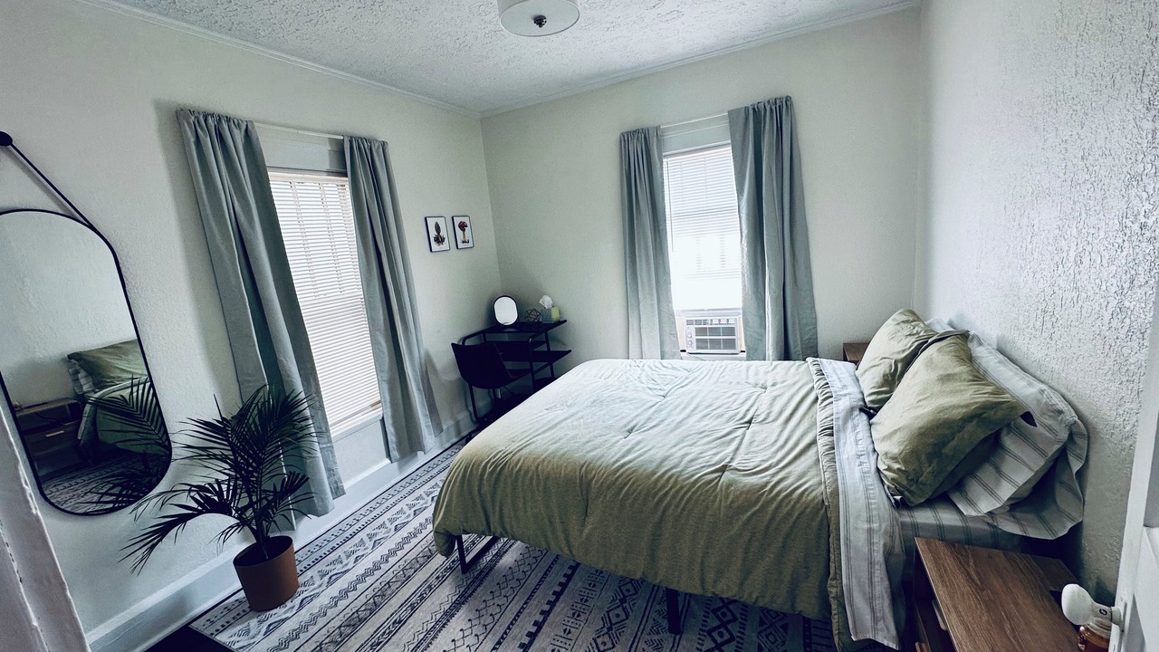 Photo of Bedroom in Leadsville