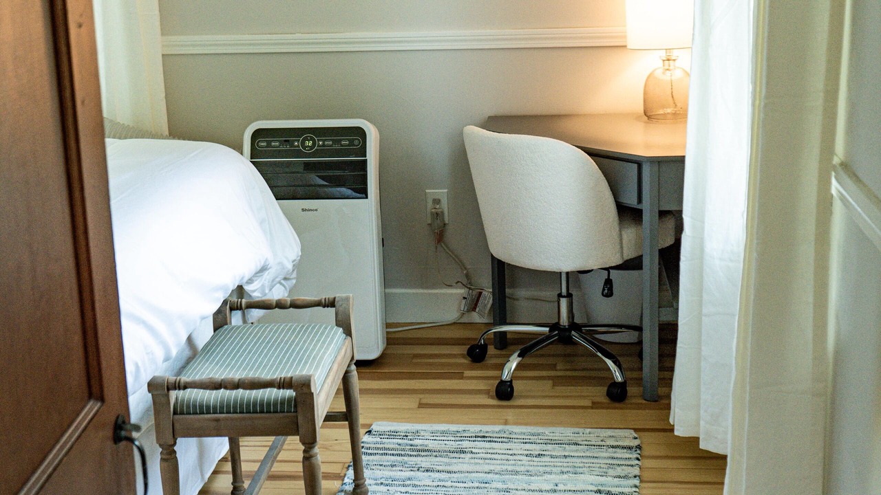Photo of Bedroom in Owls Head