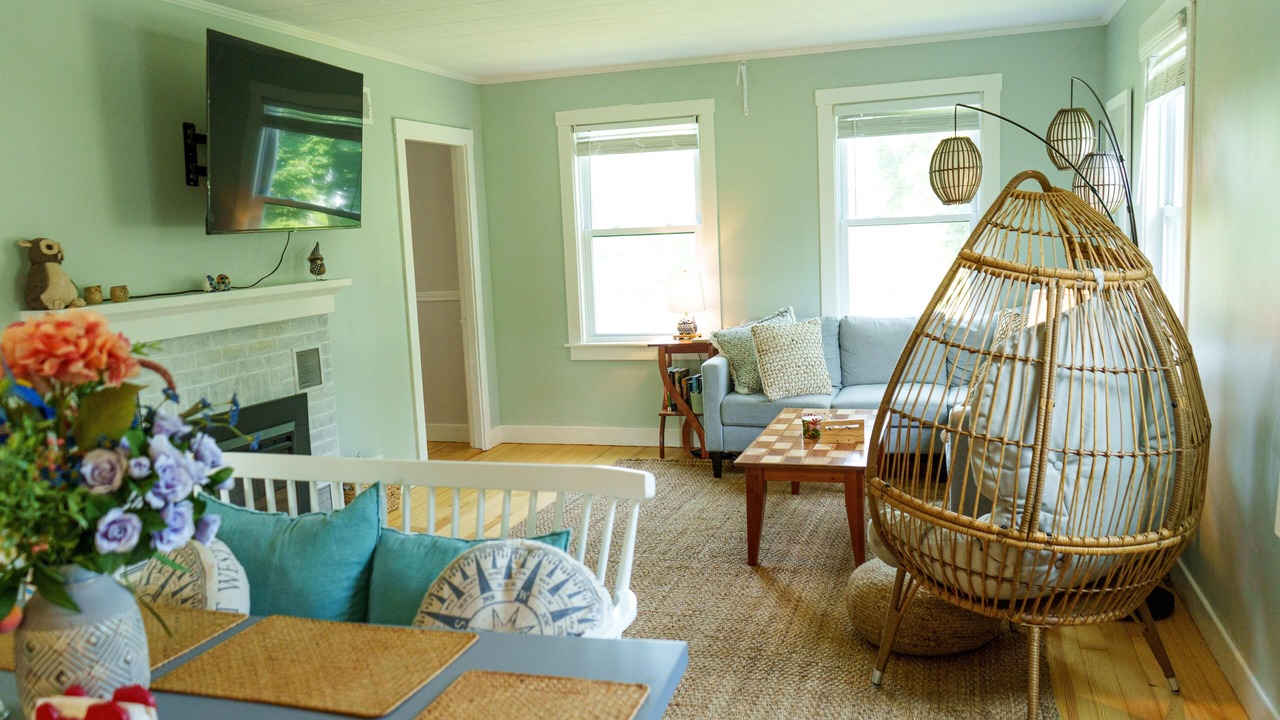Photo of Livingroom in Owls Head