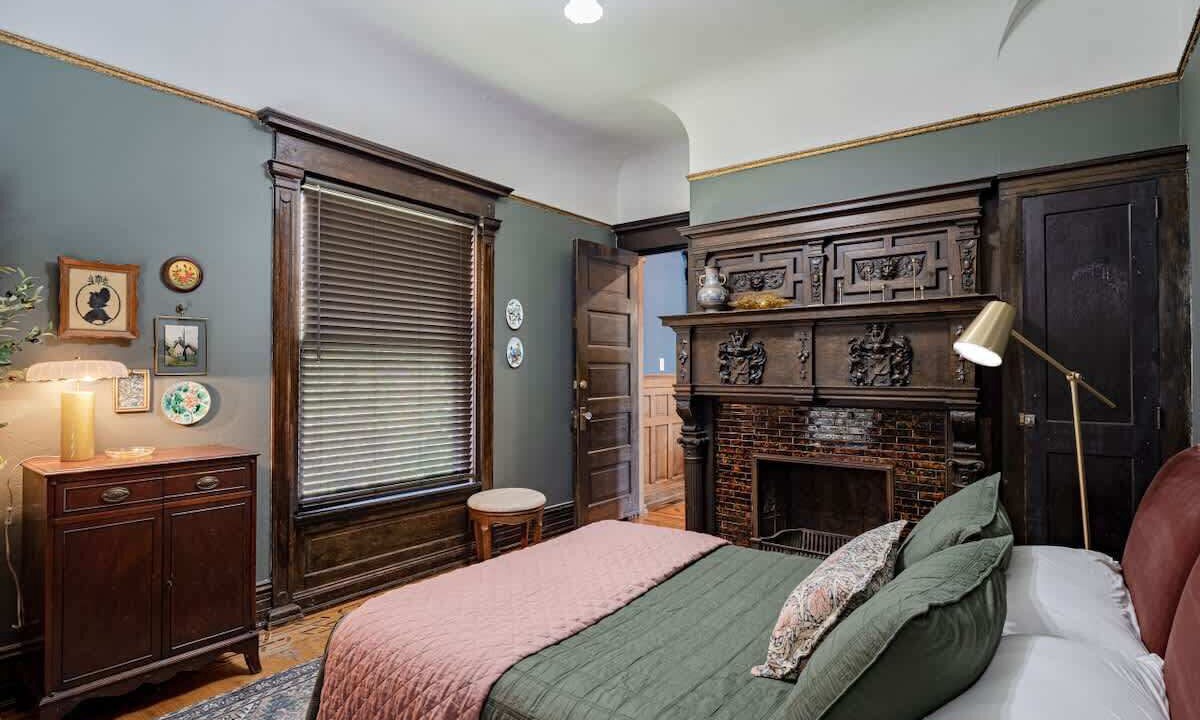 Photo of Bathroom in Highland Square