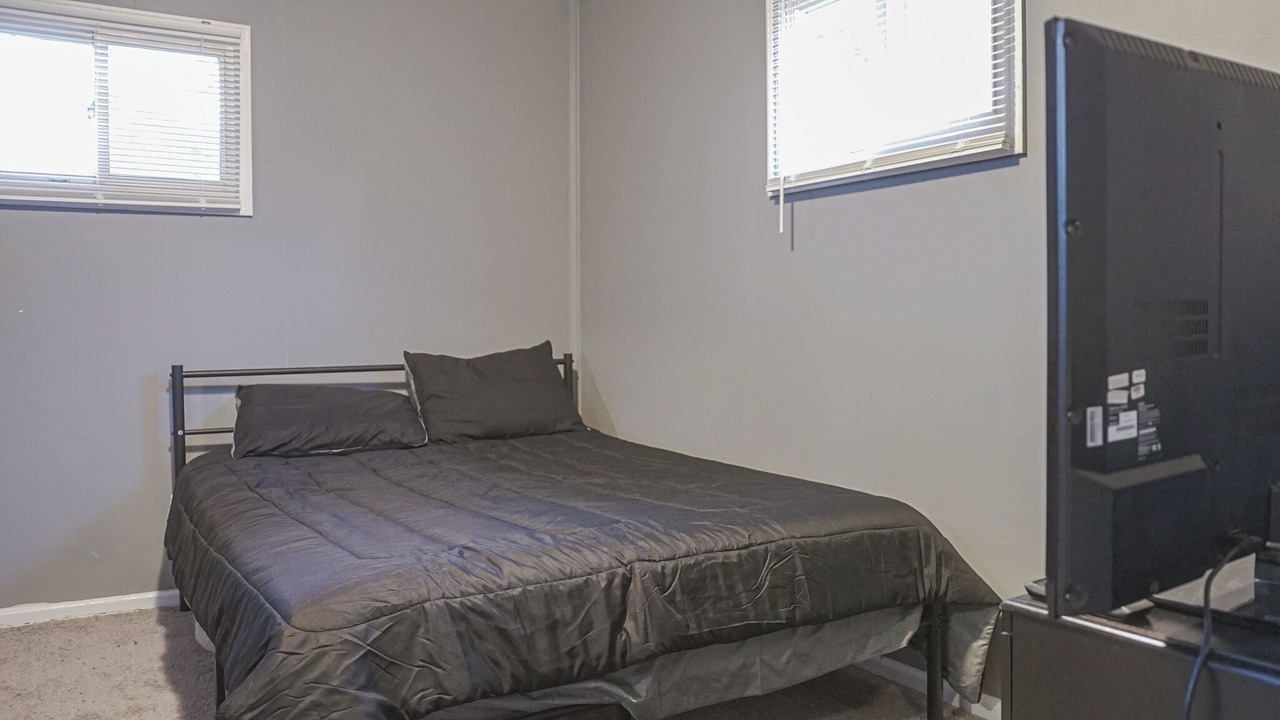 Photo of Bedroom in Akron