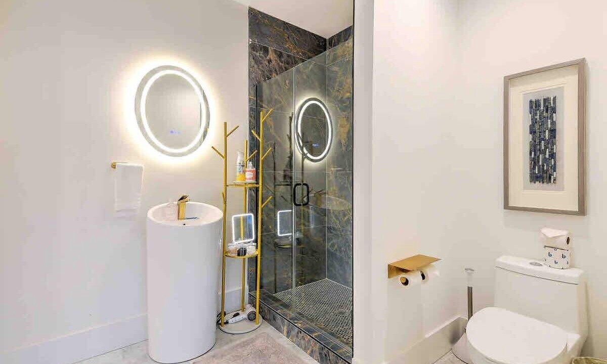 Photo of Bathroom in Katie Hill Neighborhood